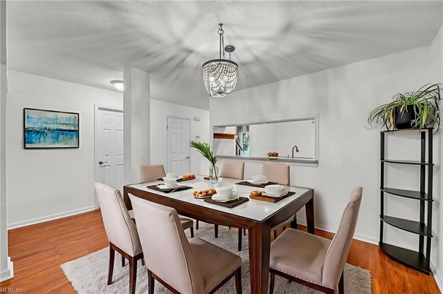 822 Quesnel DR, Virginia Beach, VA 23454