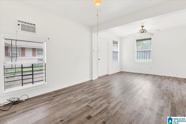 121 11TH AVENUE SW, Birmingham, AL 35211