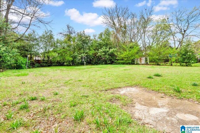 121 11TH AVENUE SW, Birmingham, AL 35211