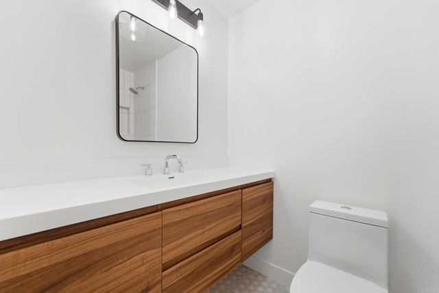 6211 Summertime Lane, Culver City, CA 90230