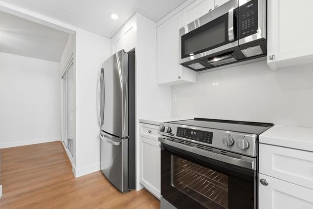 6211 Summertime Lane, Culver City, CA 90230