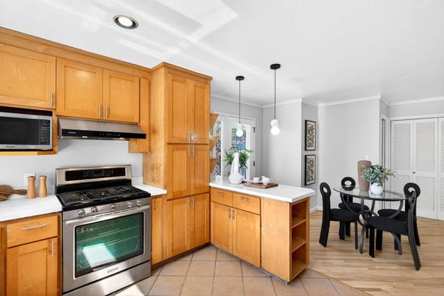 1572 Amesbury Way, San Jose, CA 95127