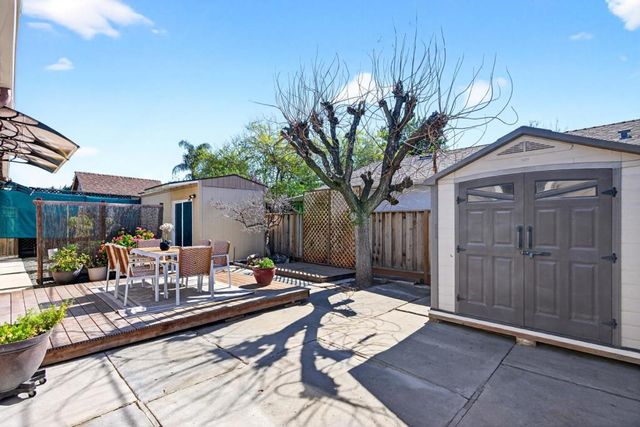 1572 Amesbury Way, San Jose, CA 95127