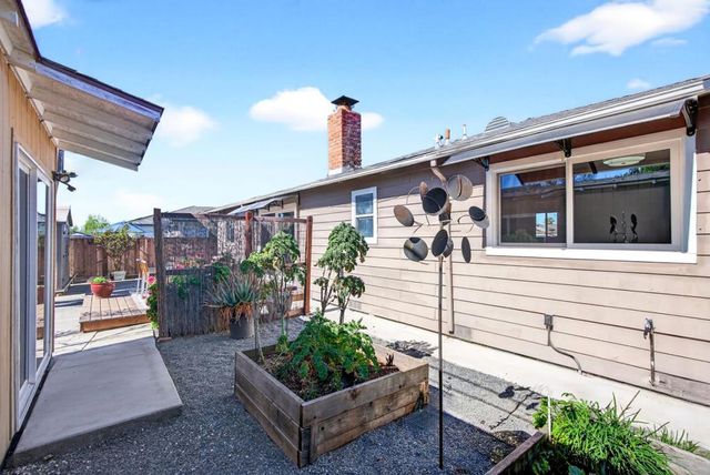 1572 Amesbury Way, San Jose, CA 95127