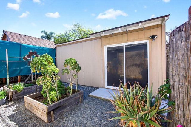 1572 Amesbury Way, San Jose, CA 95127