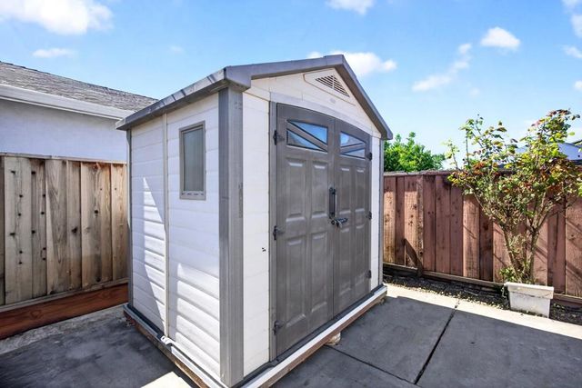 1572 Amesbury Way, San Jose, CA 95127