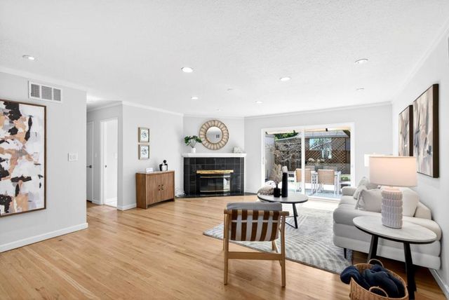 1572 Amesbury Way, San Jose, CA 95127