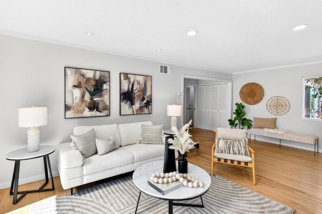 1572 Amesbury Way, San Jose, CA 95127