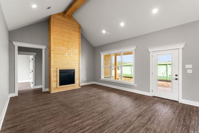 223 Michelle Dr, Beebe, AR 72012