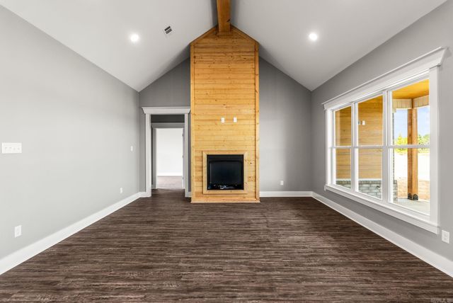 223 Michelle Dr, Beebe, AR 72012