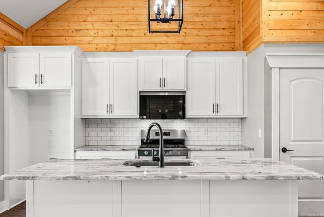 223 Michelle Dr, Beebe, AR 72012