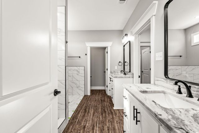 223 Michelle Dr, Beebe, AR 72012