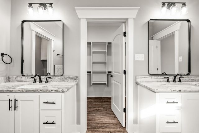 223 Michelle Dr, Beebe, AR 72012