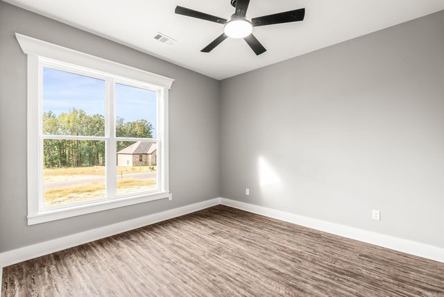 223 Michelle Dr, Beebe, AR 72012