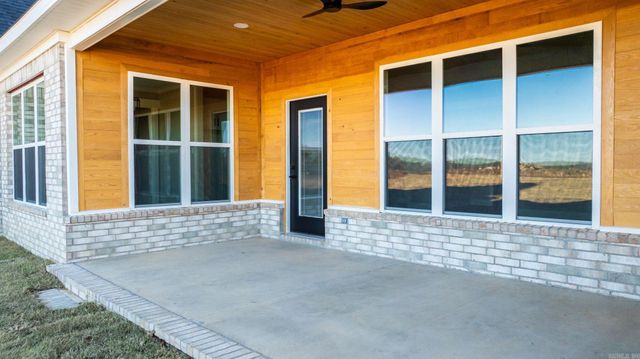 223 Michelle Dr, Beebe, AR 72012