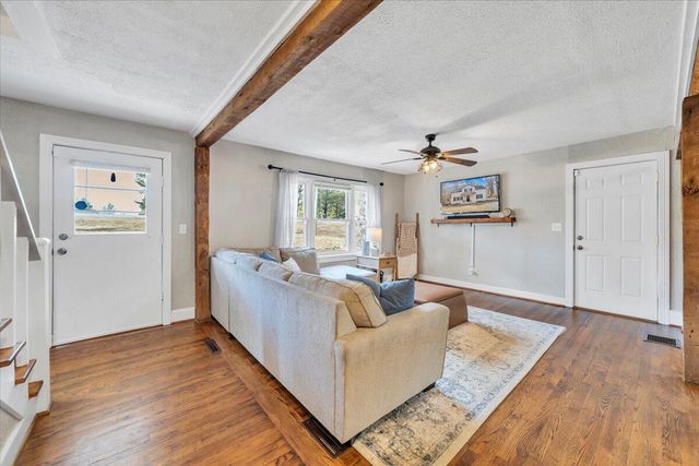 5195 Franklin ST, Rocky Mount, VA 24151