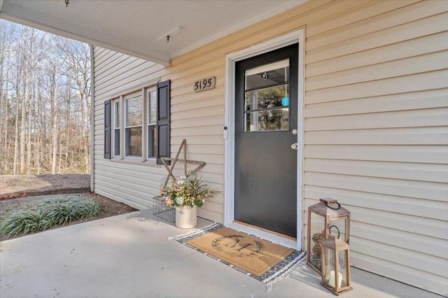 5195 Franklin ST, Rocky Mount, VA 24151