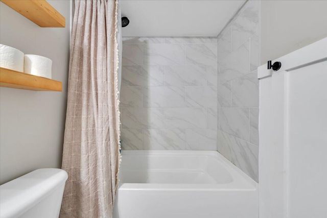 5195 Franklin ST, Rocky Mount, VA 24151