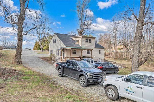 5195 Franklin ST, Rocky Mount, VA 24151