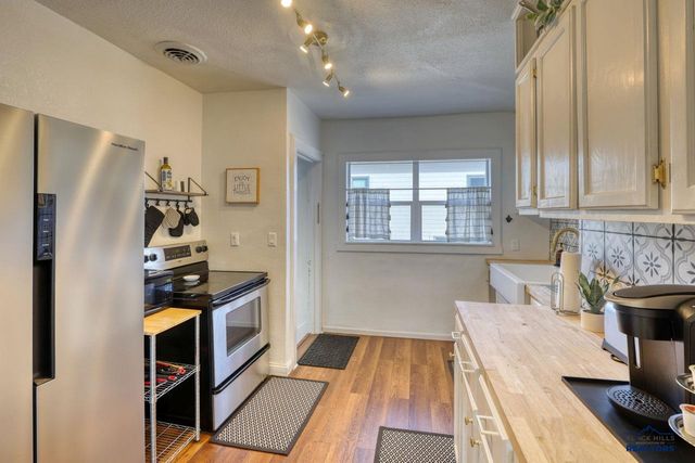 720 ST ANDREW, Rapid City, SD 57701