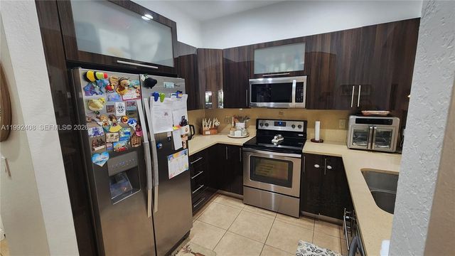 2607 SW 99th Way, Miramar, FL 33025