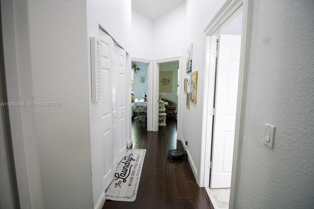 2607 SW 99th Way, Miramar, FL 33025