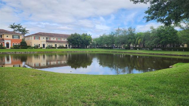 2607 SW 99th Way, Miramar, FL 33025