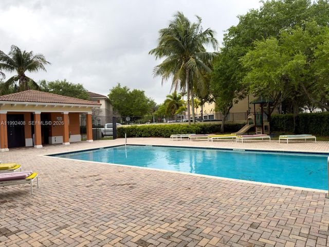 2607 SW 99th Way, Miramar, FL 33025