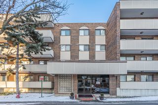 9240 Gross Point Road 410, Skokie, IL 60077