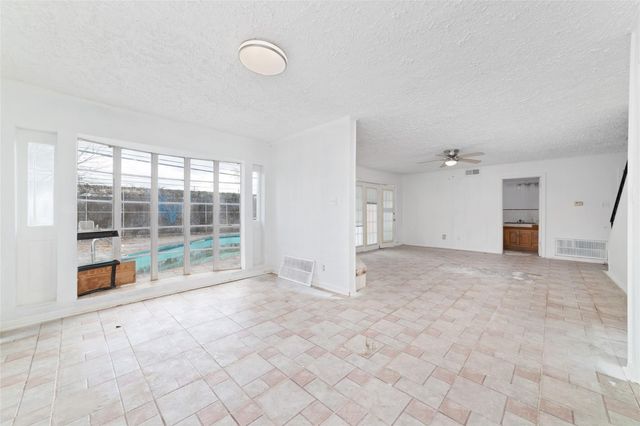 7919 Twin Hills Drive, Houston, TX 77071