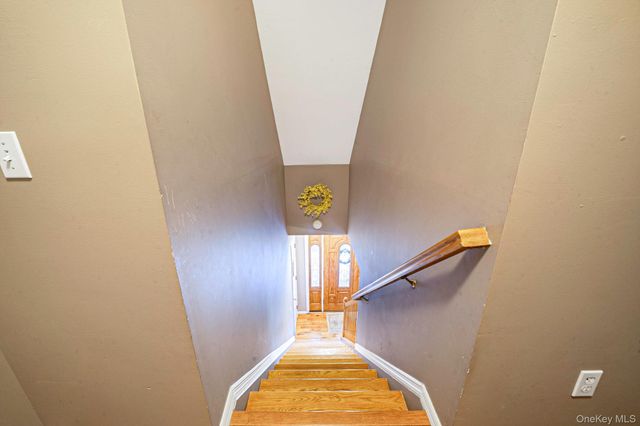 36 Aloma Road, Rocky Point, NY 11778