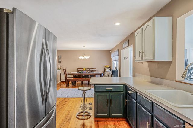 36 Aloma Road, Rocky Point, NY 11778