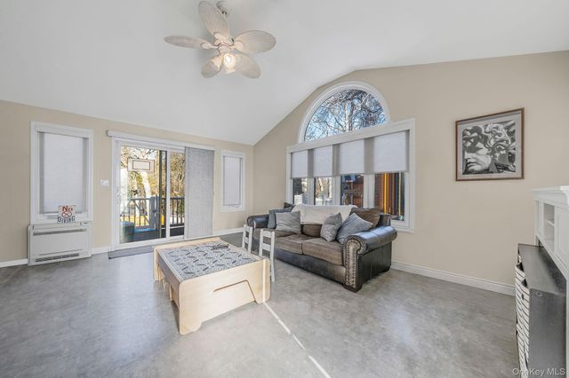 36 Aloma Road, Rocky Point, NY 11778