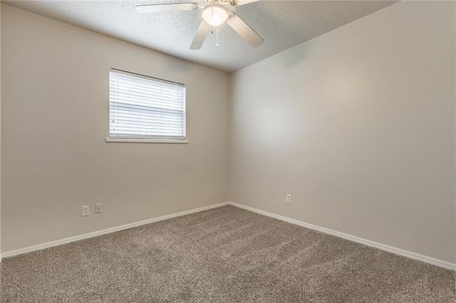 9 Shirley Lane, Edmond, OK 73003