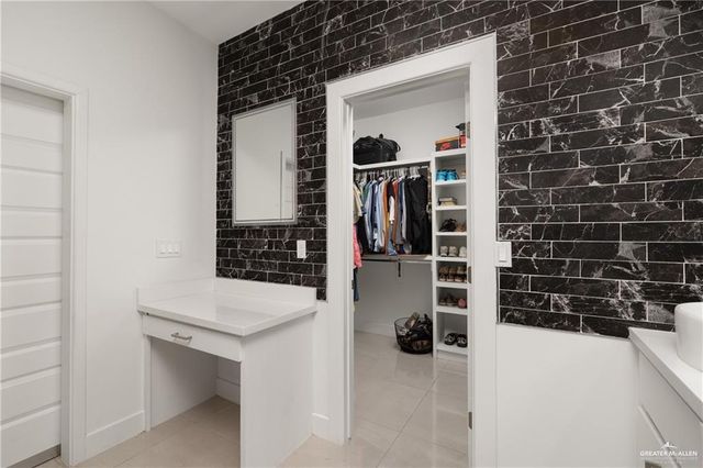 3405 Navigator Drive, Edinburg, TX 78541