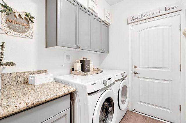 1228 Monterey Avenue, Madera, CA 93637