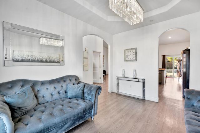 1228 Monterey Avenue, Madera, CA 93637