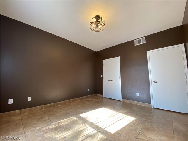 7255 West Sunset Road 1015, Las Vegas, NV 89113