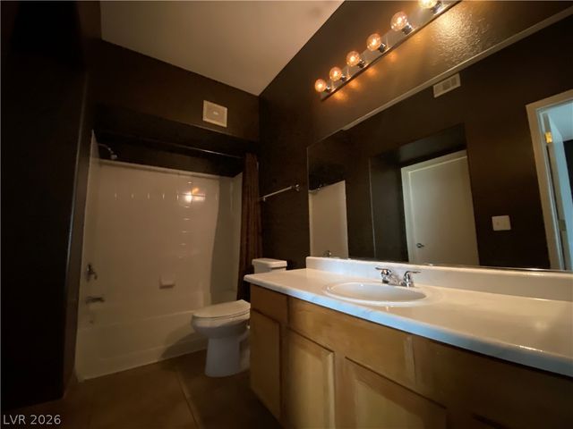 7255 West Sunset Road 1015, Las Vegas, NV 89113