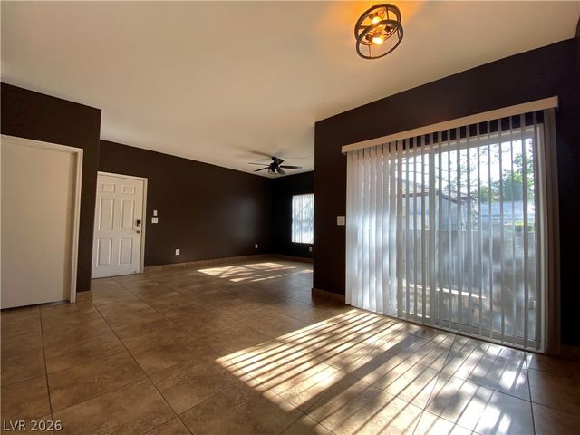 7255 West Sunset Road 1015, Las Vegas, NV 89113