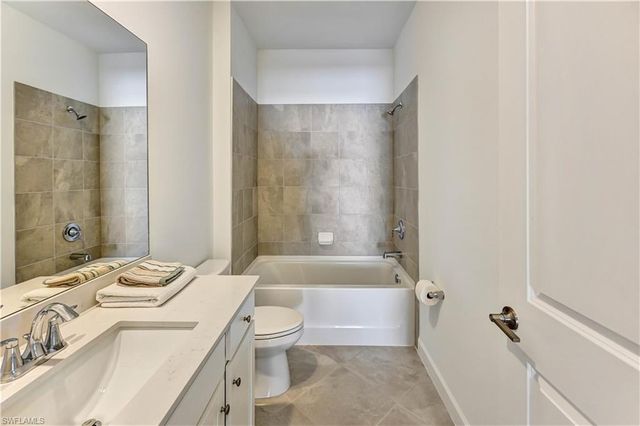 20545 Hazelnut CT S, Lehigh Acres, FL 33936