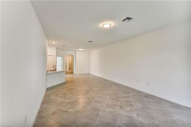 20545 Hazelnut CT S, Lehigh Acres, FL 33936