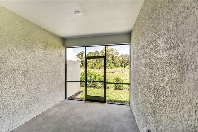 20545 Hazelnut CT S, Lehigh Acres, FL 33936