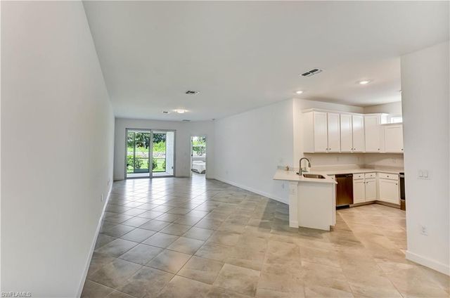 20545 Hazelnut CT S, Lehigh Acres, FL 33936