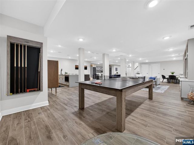 37 Spring Wolf Trail, Franklin Lakes, NJ 07417