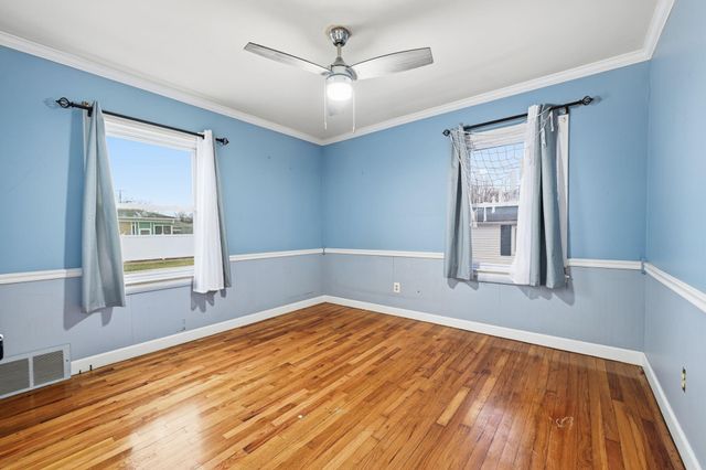 2194 Leblanc Street, Lincoln Park, MI 48146