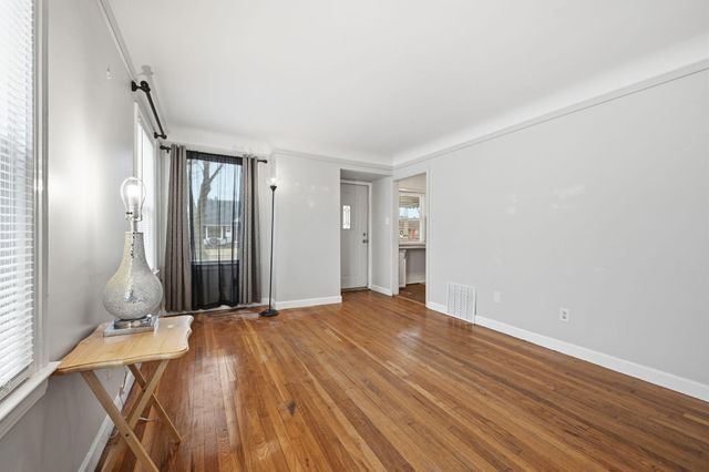 2194 Leblanc Street, Lincoln Park, MI 48146