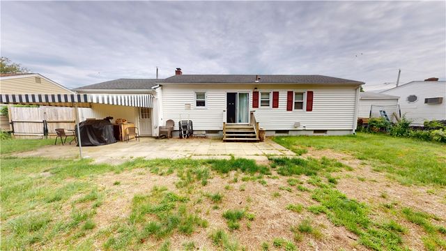 27 amherst Road, Warwick, RI 02889