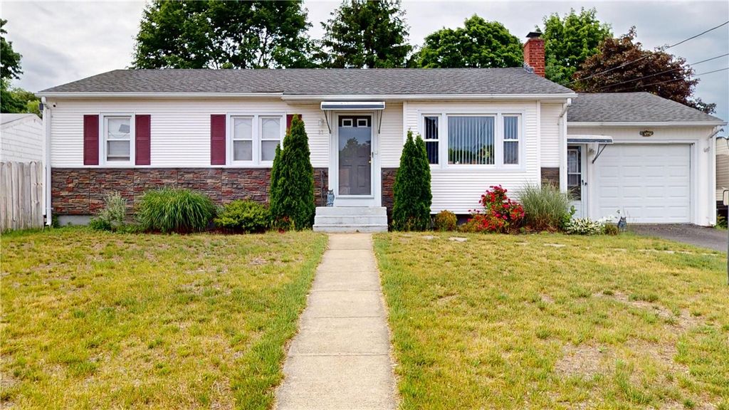 27 amherst Road, Warwick, RI 02889