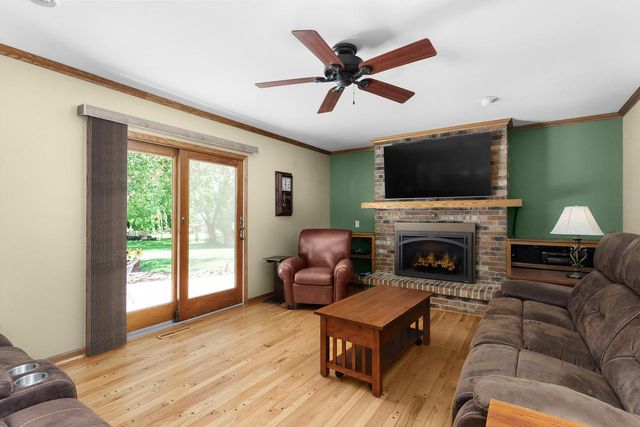 5600 S Kurtz ROAD, Hales Corners, WI 53130